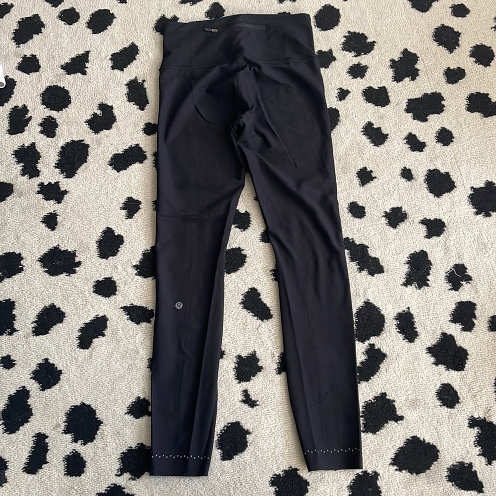 Lululemon Zoned In Tight in black - Picture 5 of 7